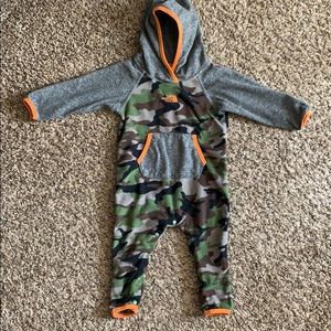 The north face 6-12 months